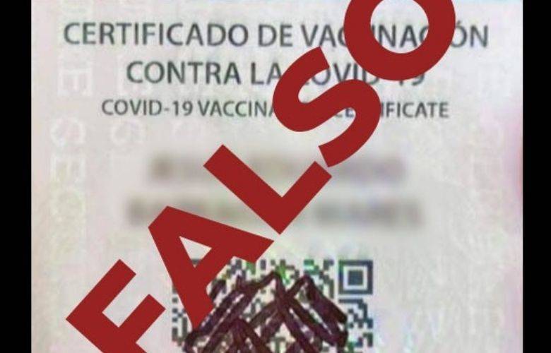 Circula tarjeta de vacunación falsa