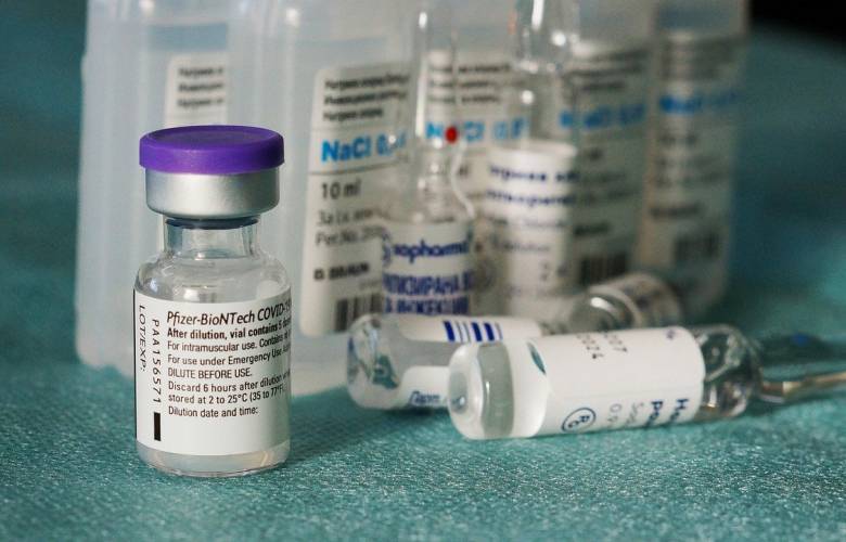 EUA rechaza aplicar un refuerzo de la vacuna antiCovid de Pfizer