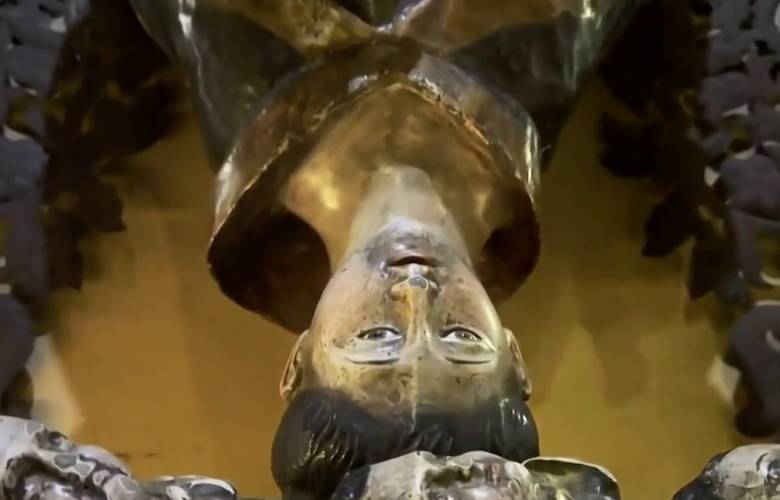 Traemos al Santo de Cabeza