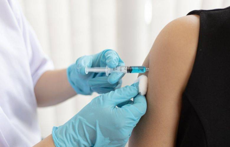 Vacuna para menores de 17 años, ¿dónde y cómo deben de registrarse?