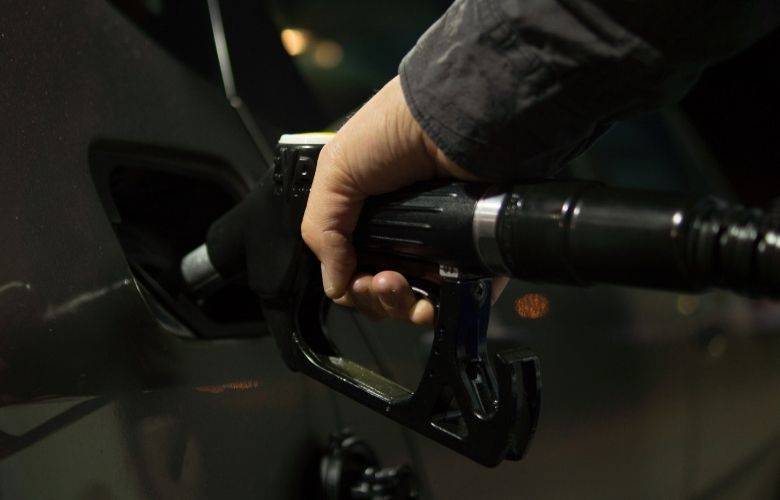 Cae recaudación IEPS gasolinas 60.5 por ciento en primer bimestre