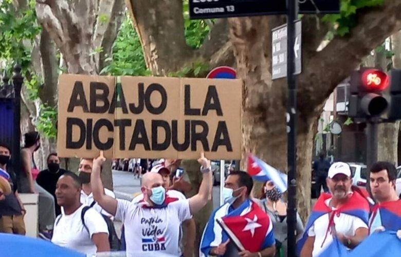 Arrestan a activistas previo a manifestaciones en Cuba