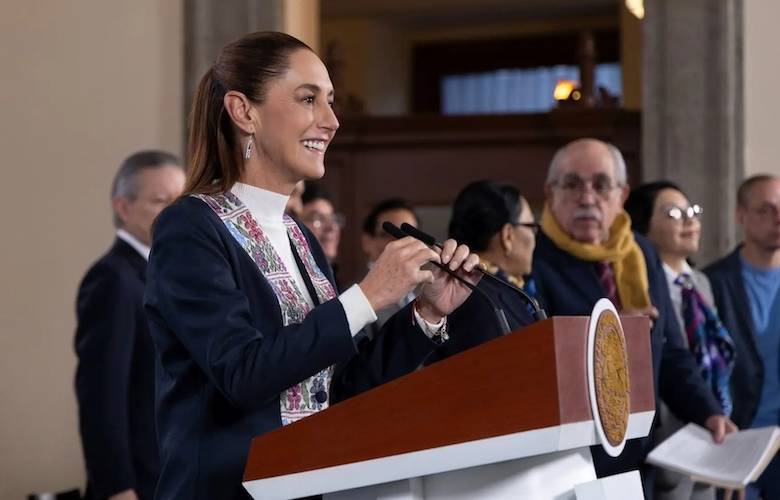 Claudia y su engendro