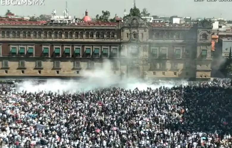 Estafas, farsas, coimas y un destello  