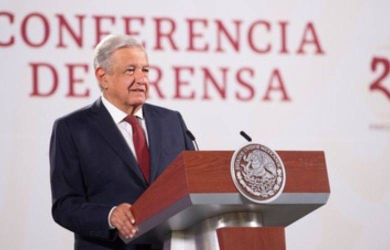 López Obrador culpable de violar datos personales de Loret de Mola: INAI